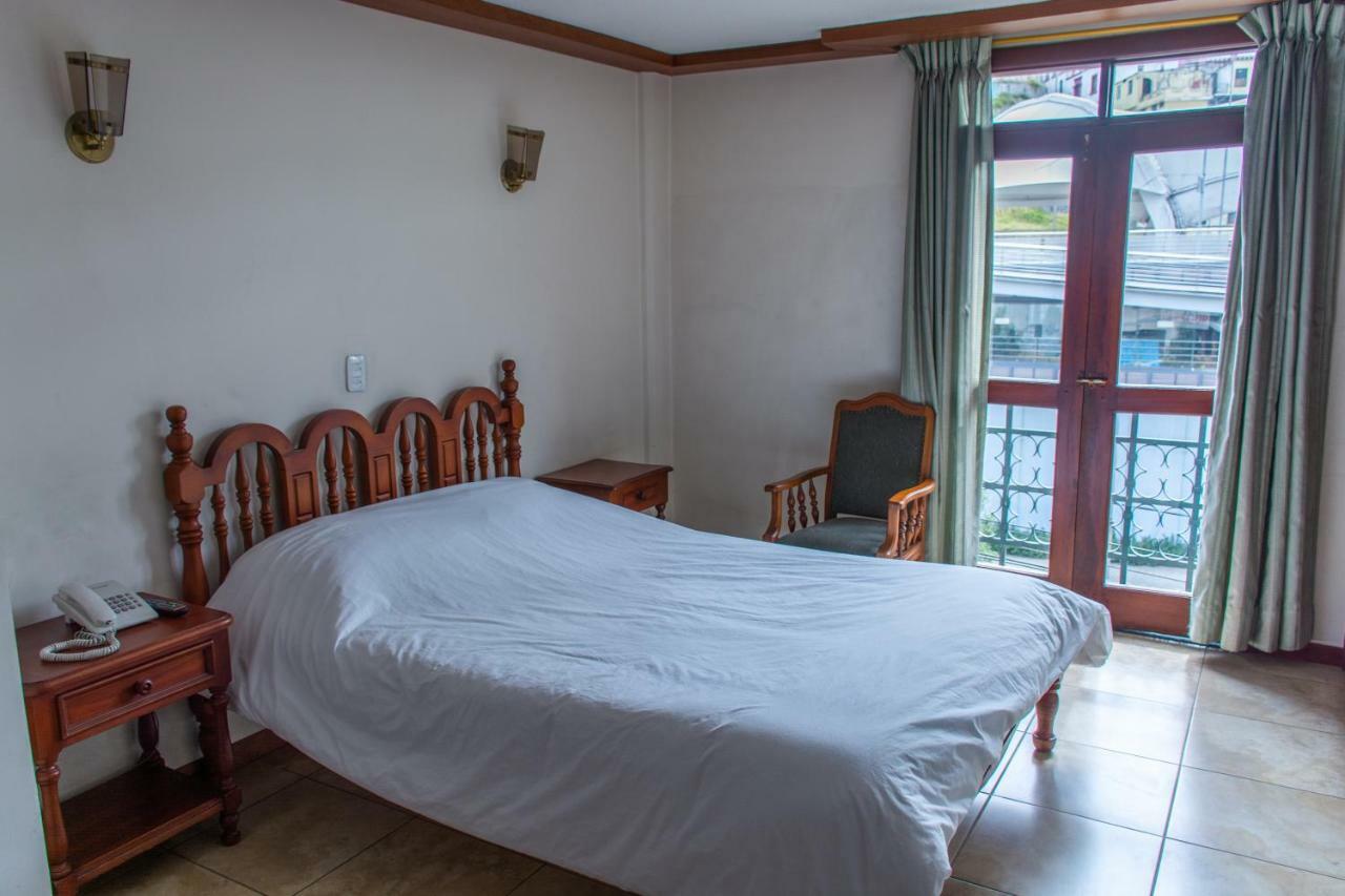 Hotel Cumanda Alfaro Eksteriør billede
