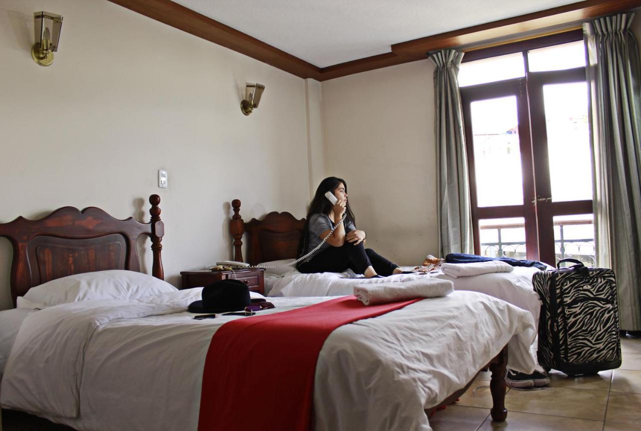 Hotel Cumanda Alfaro Eksteriør billede